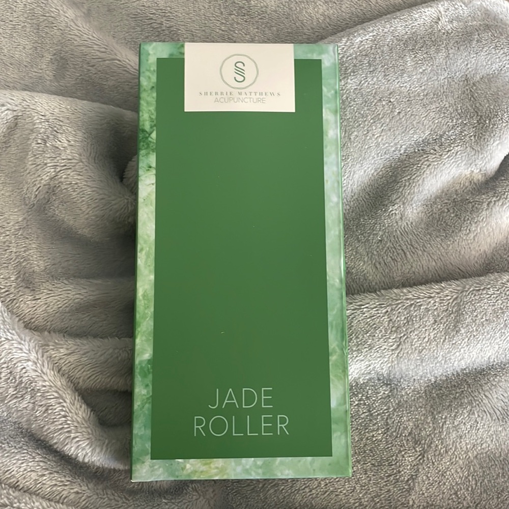 Jade Roller